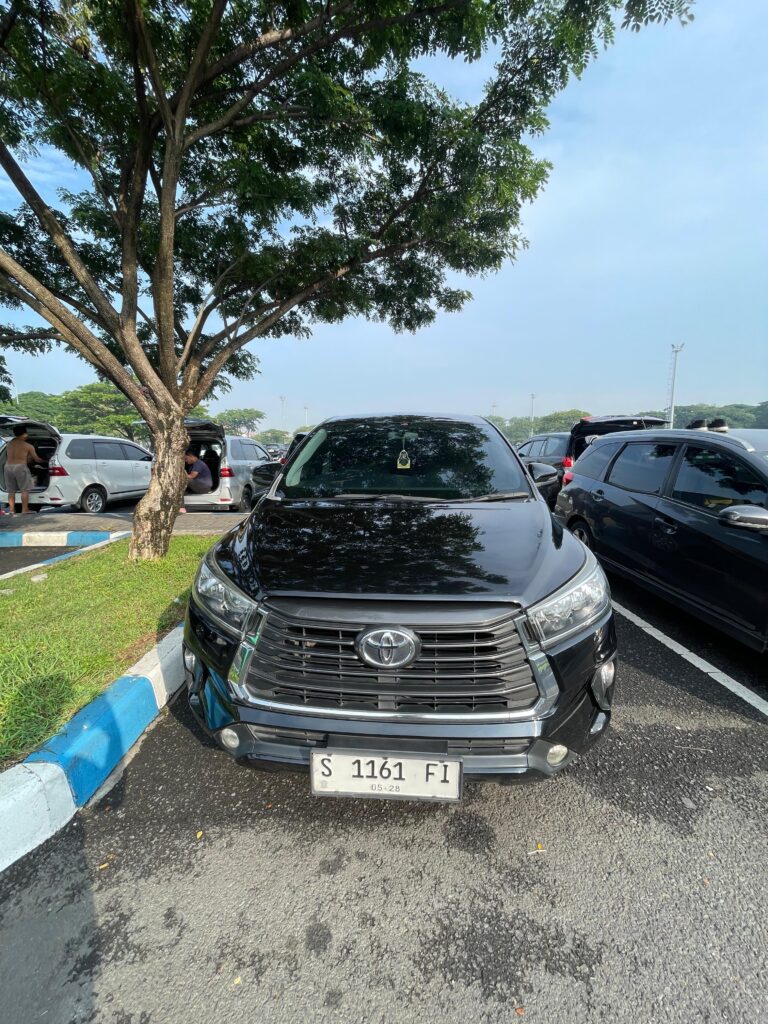 Sewa Mau Rental Mobil Innova Reborn di Tuban? Kami Punya Solusinya – Golden Transport 2025 Terdekat di Jawa Timur