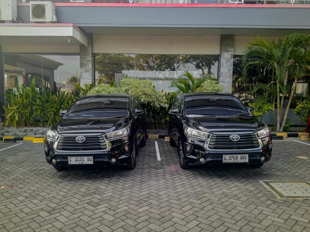 Rental Innova Reborn 2.4 G Lepas Kunci di Lamongan