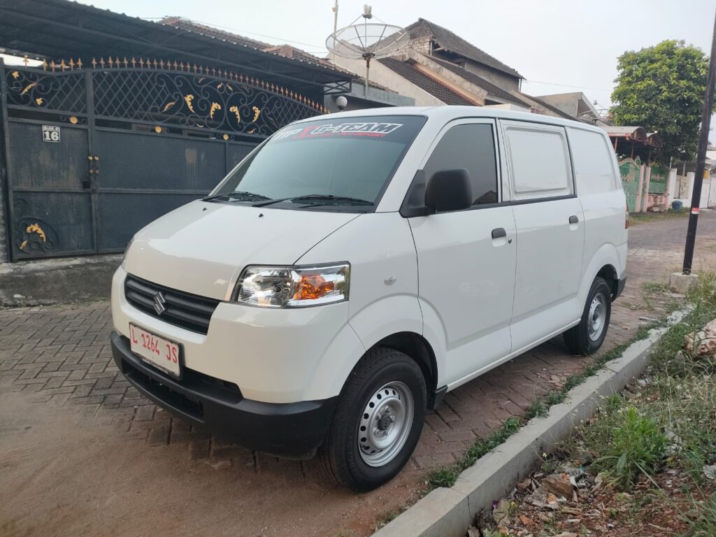 Rental Mobil Rental Mobil Blind Van Untuk Muatan Barang Menjadi Lebih Aman dan Privasi Tetap Terjaga – Golden Transport 2026 Terdekat di Surabaya